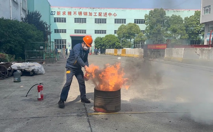 求精新材料集團旗下各單位多種形式慶祝“五一”國際勞動節(jié)